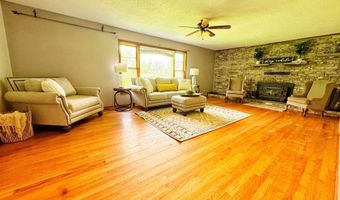 40 Sutton Ln, Batesville, AR 72501