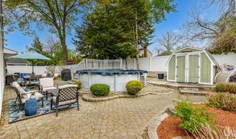 60 Fordham Dr, Aberdeen, NJ 07747