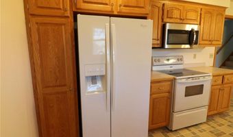 141 Strese Ln, Apple Valley, MN 55124