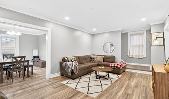 2202 McMinn St, Aliquippa, PA 15001