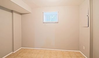 3334 WEBLEY Ct, Annandale, VA 22003