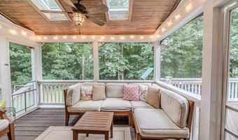 1307 Chenworth Dr, Apex, NC 27502