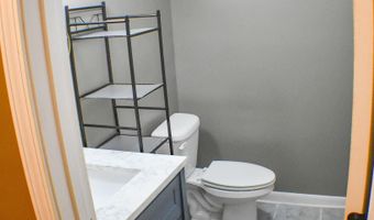 6215 MAY St, Anniston, AL 36206