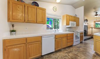 488 SW Forest Grove Dr, Bend, OR 97702