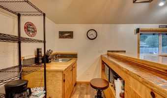 407 N DUBOIS Rd, Ariel, WA 98603