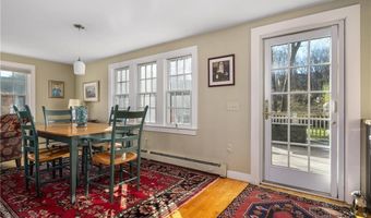 94 Abbott Run Valley Rd, Cumberland, RI 02864
