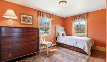 557 S Barnstead Rd, Barnstead, NH 03225