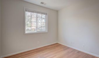 5210 MARIS Ave, Alexandria, VA 22304