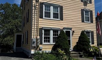 12 Third School St 2, Bristol, RI 02809