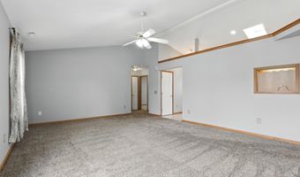 1303 Virginia Ln, Auburn, IN 46706