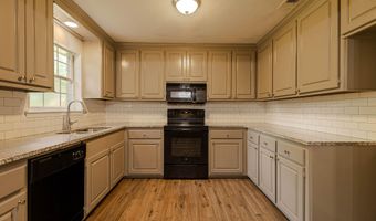 114 Fox Meadow Dr, Brandon, MS 39042
