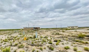 938 N Lake Rd, Artesia, NM 88210