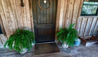 1651 Linden Rd, Apalachicola, FL 32320