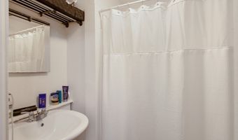 41 Wakemore St, Darien, CT 06820