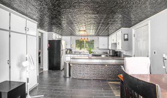 6950 N Gibbs Rd, Albion, MI 49224