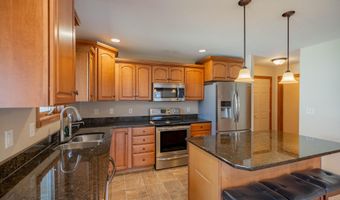1415 Birchwood Ln, Aberdeen, SD 57401