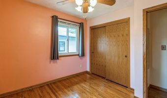 809 SE Sherman Dr, Ankeny, IA 50021