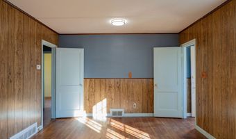 496 Burnsford Ave, Bridgeport, CT 06606