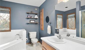 601 24th St NW, Austin, MN 55912