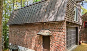 60 Abena Shr, Belgrade, ME 04917