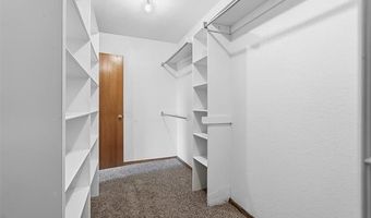 1922 S Plainview, Ardmore, OK 73401