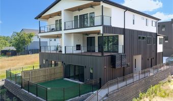 1128 Fillmore St, Bentonville, AR 72712