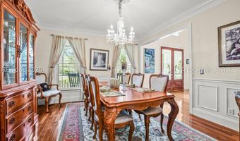 30 Dolphin Point Dr, Beaufort, SC 29907