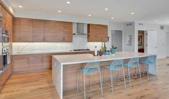 3097 Madison St 402, Carlsbad, CA 92008