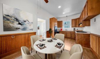 1252 Pearl St, Alameda, CA 94501