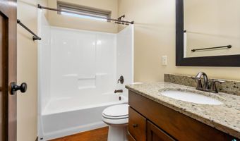 301 S Spring Pl, Brandon, SD 57005