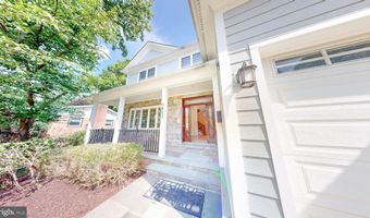 6403 EARLHAM Dr, Bethesda, MD 20817