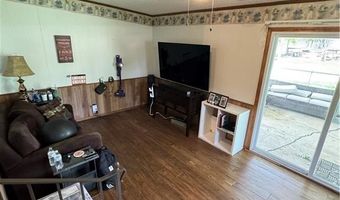 209 S 4th St, Arma, KS 66712