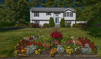 17 Wood Cove Dr, Coventry, RI 02816