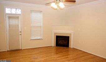 20962 ALBION Ln, Ashburn, VA 20147