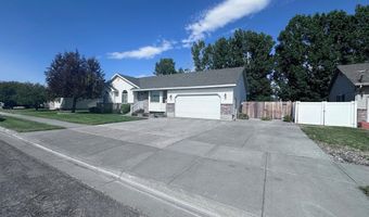3951 S Summerwood Ln, Ammon, ID 83406