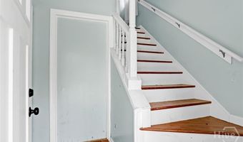1410 E 51st St, Savannah, GA 31404
