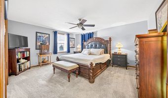 13 Mulcahy Ln, Billerica, MA 01821