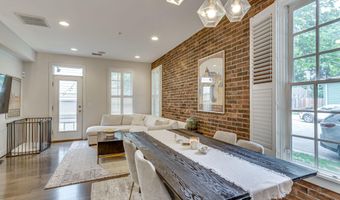 944 N COLUMBUS St, Alexandria, VA 22314