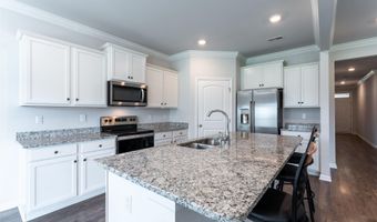 22654 Regent Dr, Athens, AL 35613