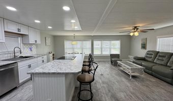 805 Wren Cir, Barefoot Bay, FL 32976