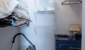 2222 Stonebridge Dr N, Ann Arbor, MI 48108