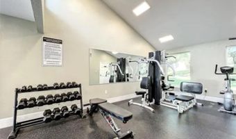 623 RED OAK Cir 121, Altamonte Springs, FL 32701