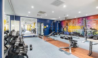 75 S REYNOLDS St 318, Alexandria, VA 22304
