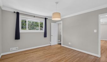10228 HATHERLEIGH Dr, Bethesda, MD 20814