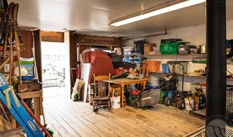 43 N Woodard Ave, Absarokee, MT 59001