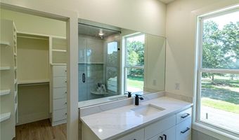 2 Scotch Broom Pl, Bella Vista, AR 72715