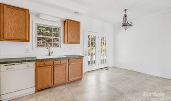 1 Hedgerose Ct B, Asheville, NC 28805