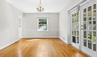 3548 N VALLEY St, Arlington, VA 22207