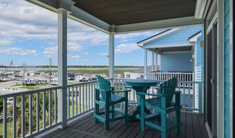 105 Winston Ave B, Atlantic Beach, NC 28512
