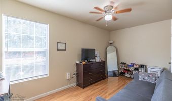 733 S Crockett Dr, Abilene, TX 79605
